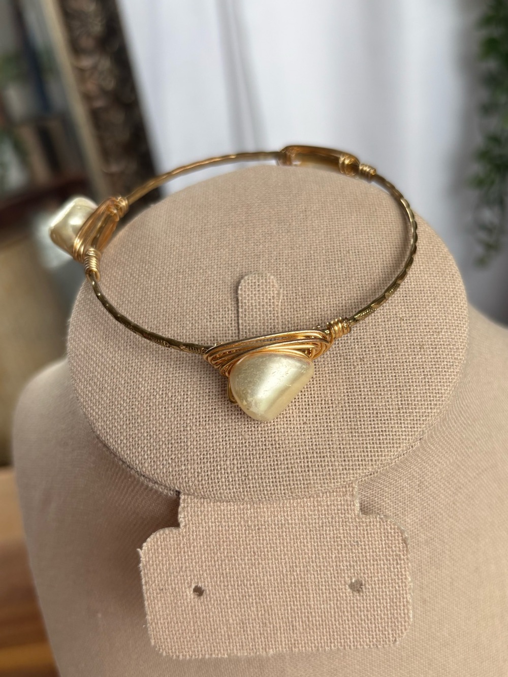 Bourbon & Boweties Freshwater Baroque Pearl Gold Wire Wrapped Bangle Bracelet